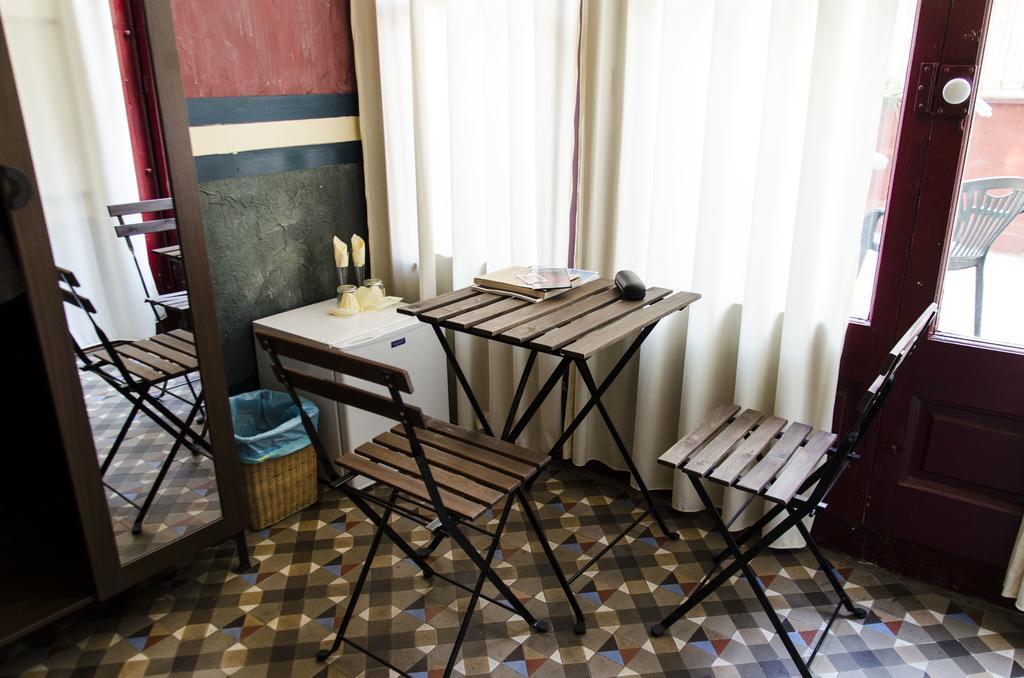 Bed & Art Barcelona Hostel Ruang foto