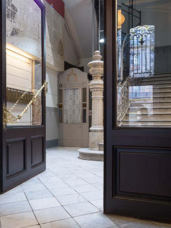 Bed & Art Barcelona Hostel Bagian luar foto